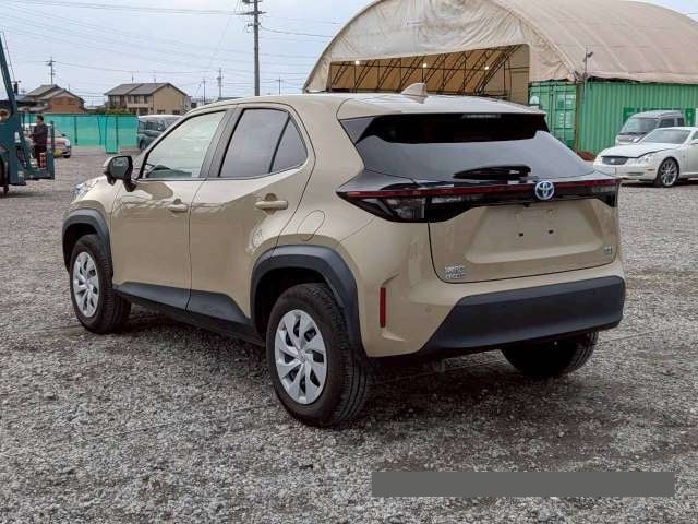 2021 Toyota Yaris thumbnail