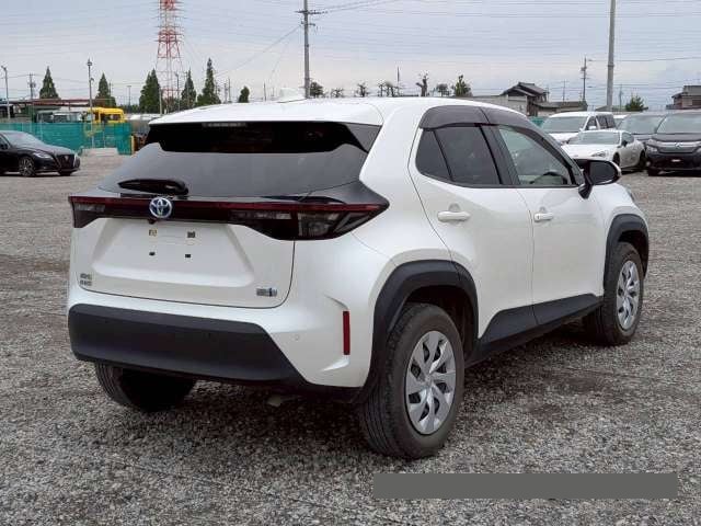 2021 Toyota Yaris thumbnail