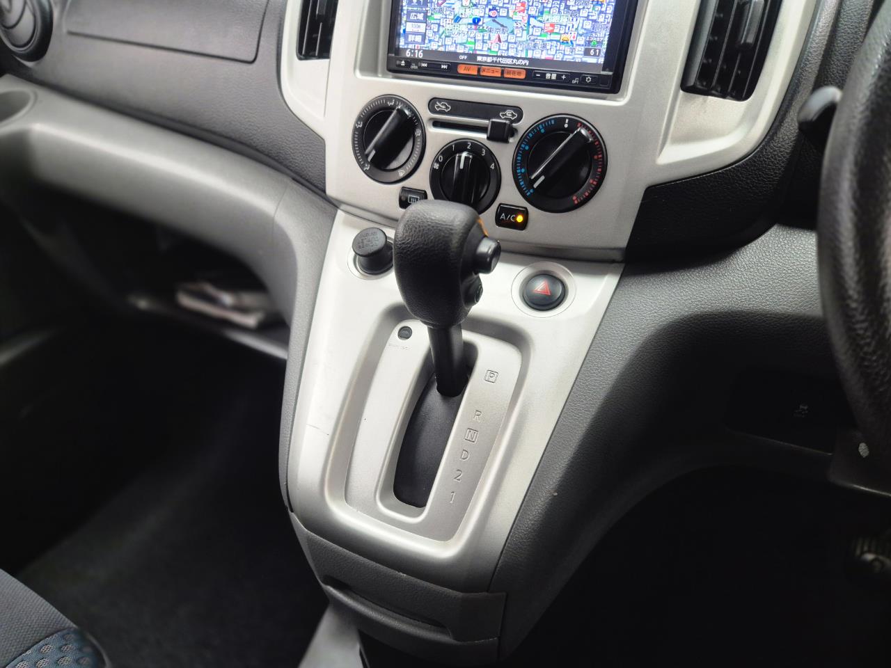 2016 Nissan Nv200 thumbnail