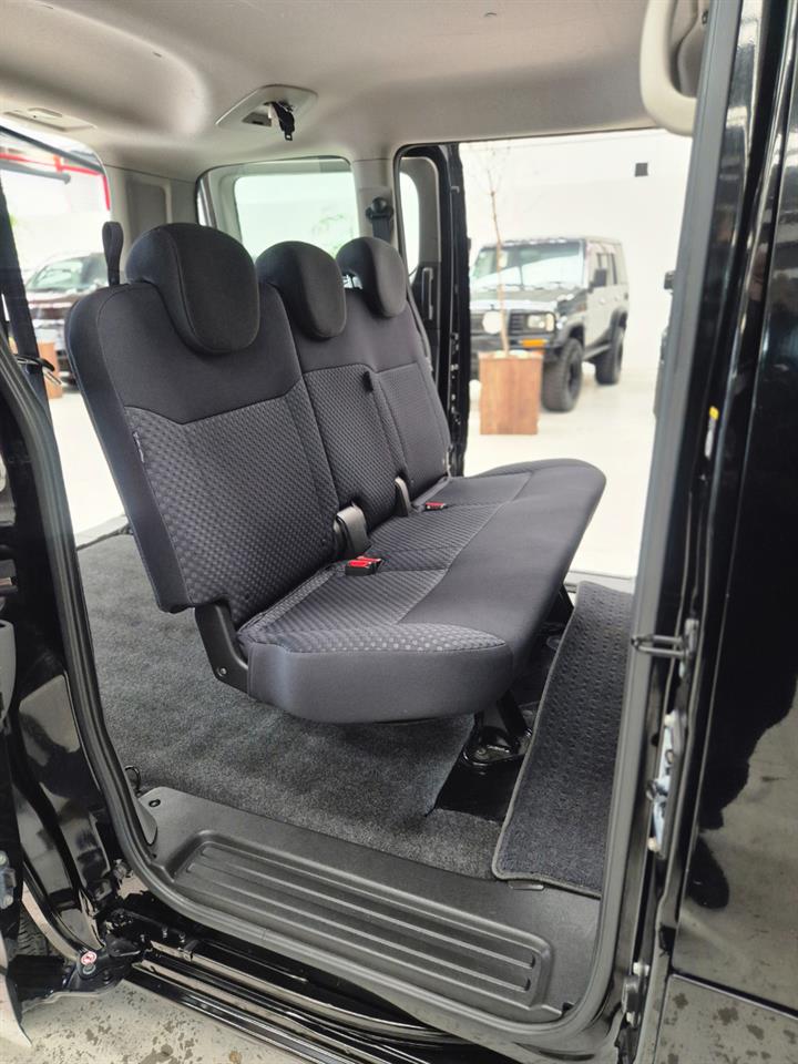 2016 Nissan Nv200 thumbnail