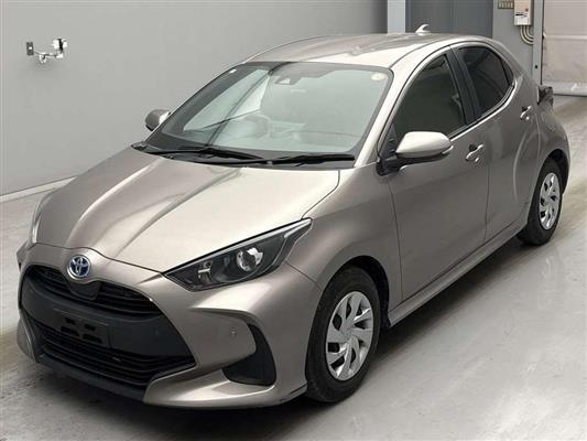 2021 Toyota Yaris thumbnail