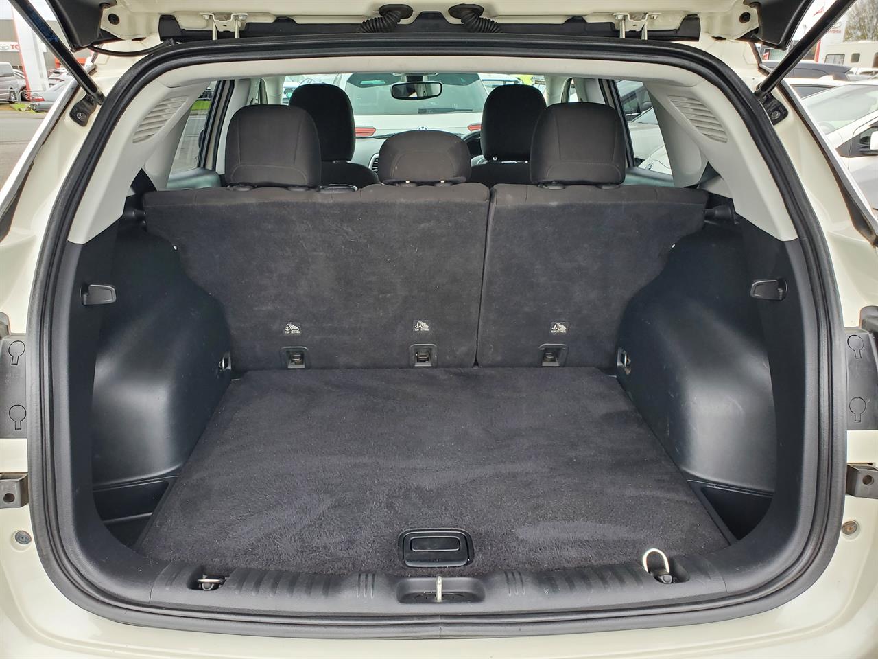 2019 Jeep Compass thumbnail
