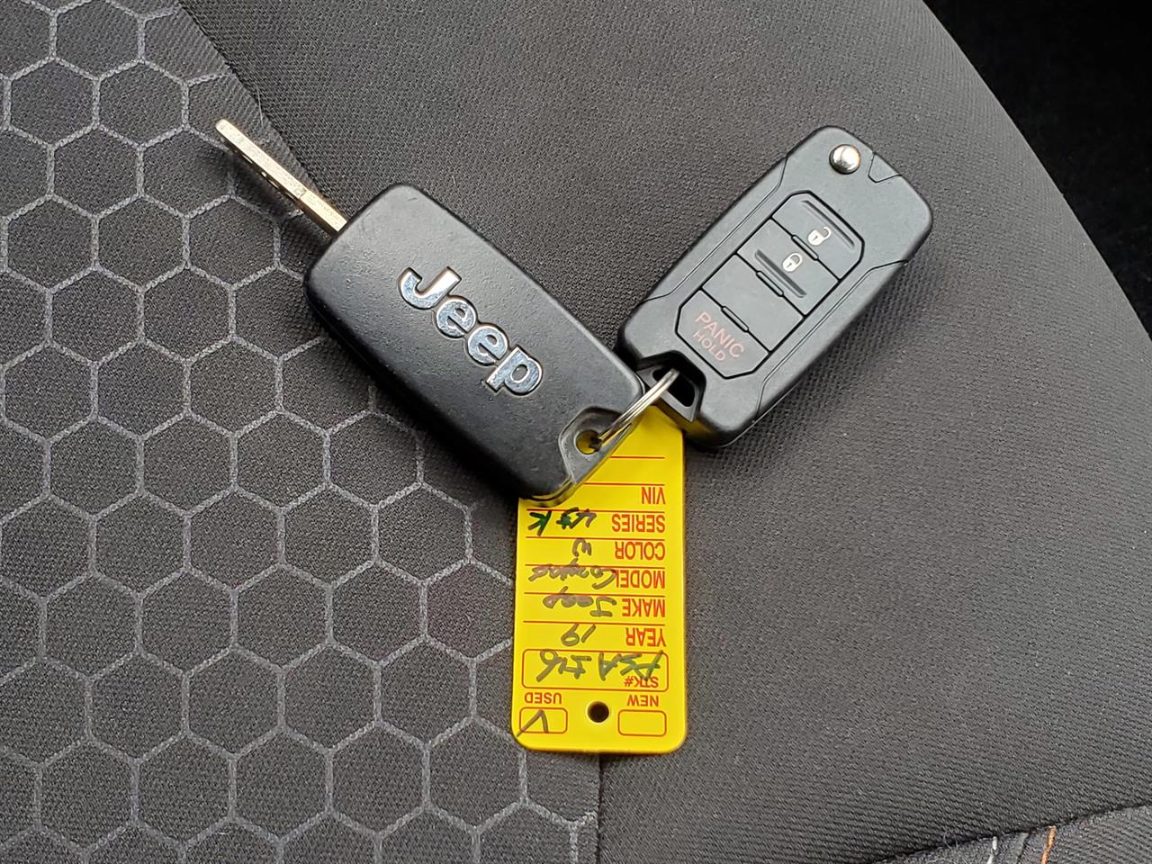 2019 Jeep Compass thumbnail