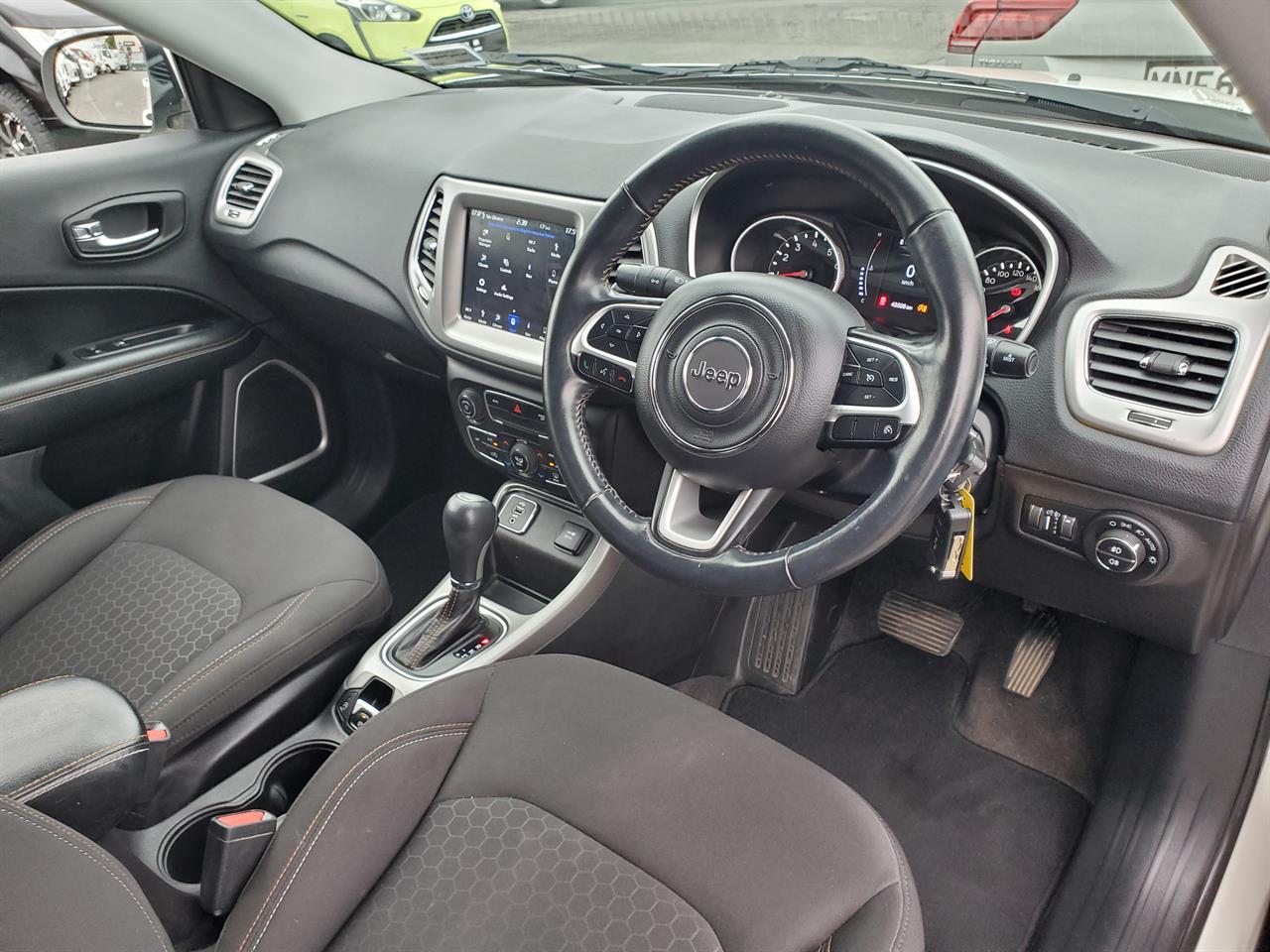 2019 Jeep Compass thumbnail