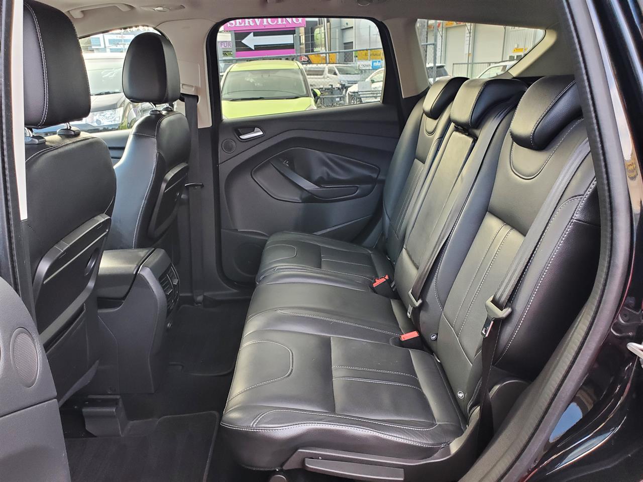 2015 Ford Kuga thumbnail