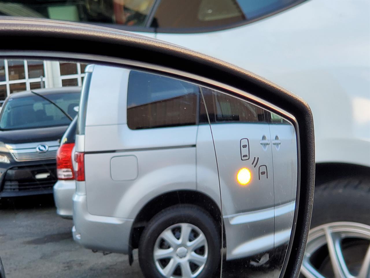 2015 Ford Kuga thumbnail