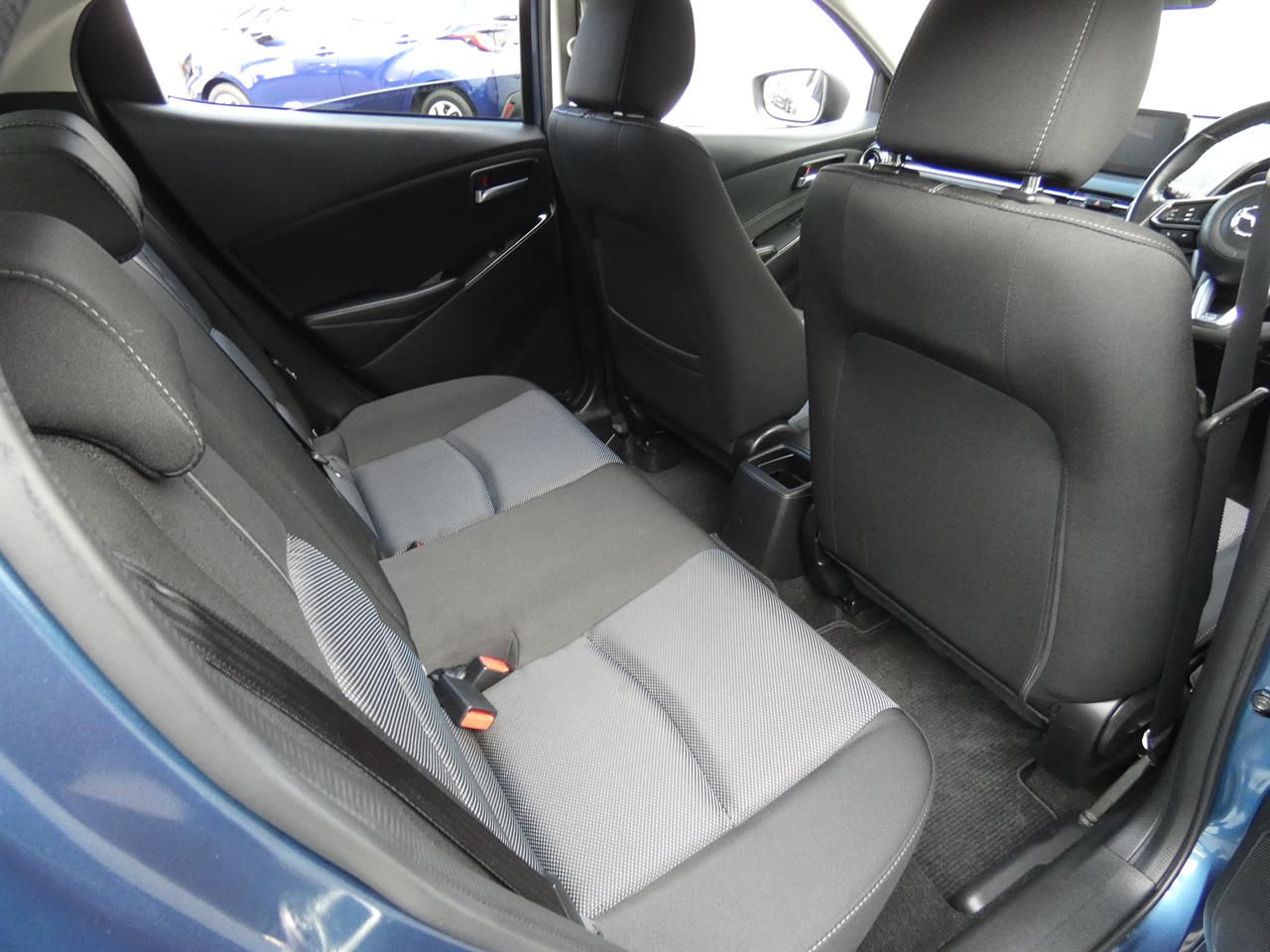 2018 Mazda DEMIO thumbnail
