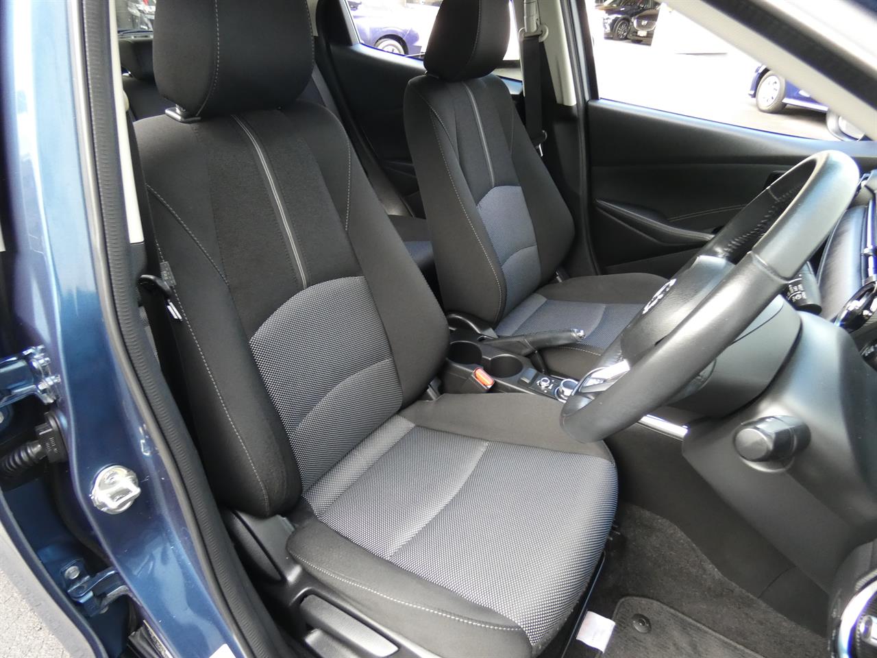 2018 Mazda DEMIO thumbnail
