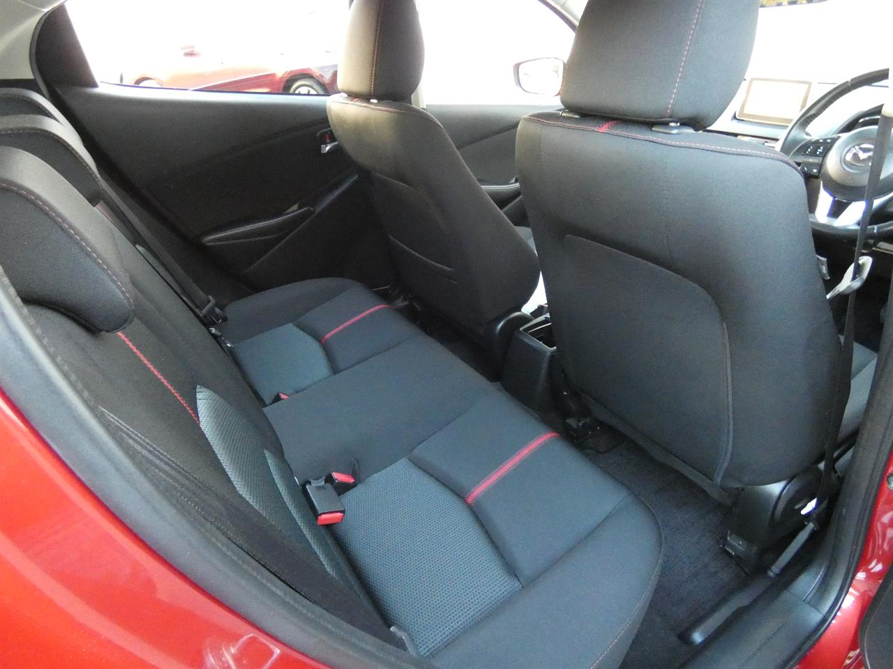 2016 Mazda DEMIO thumbnail