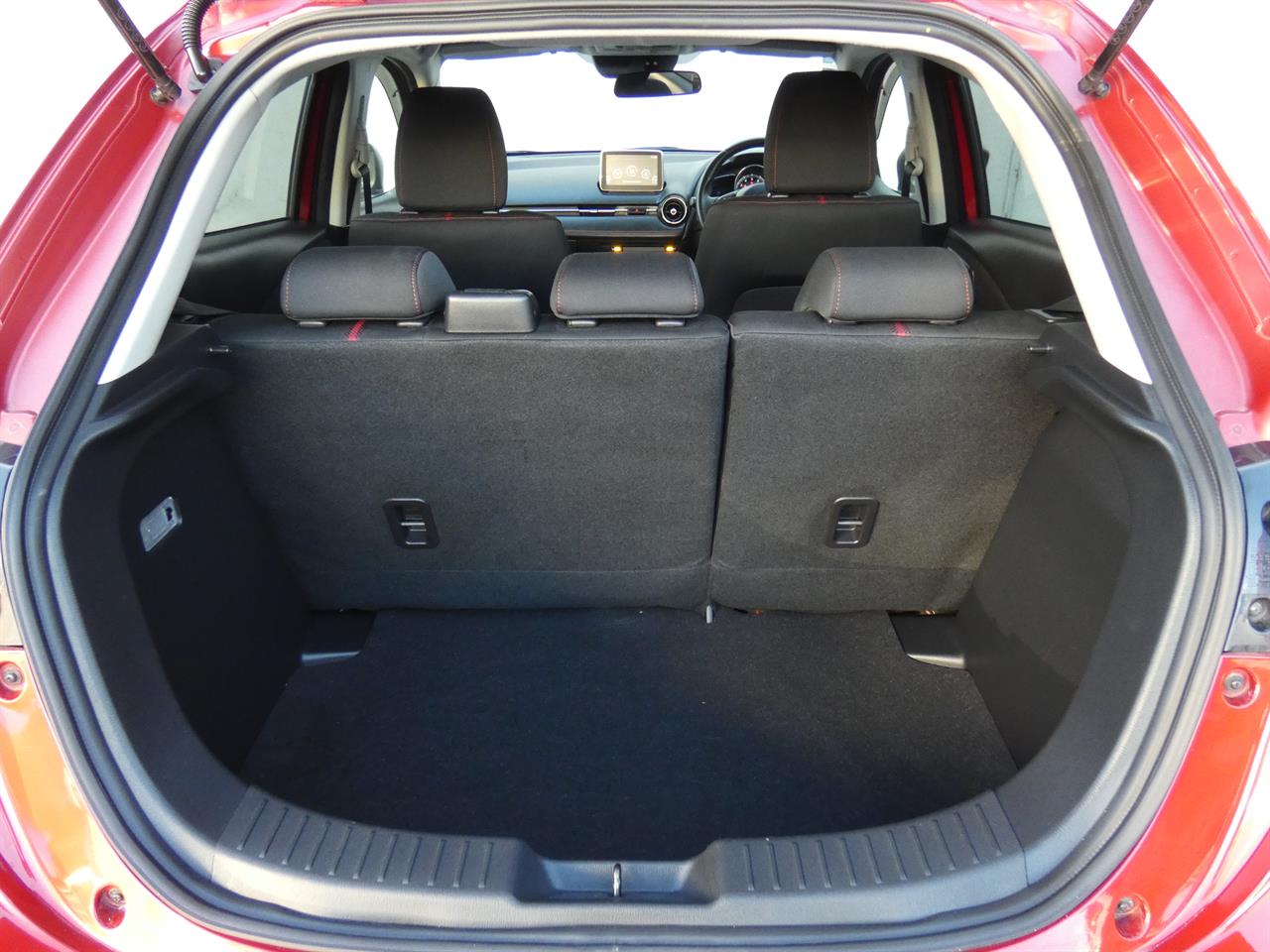 2016 Mazda DEMIO thumbnail