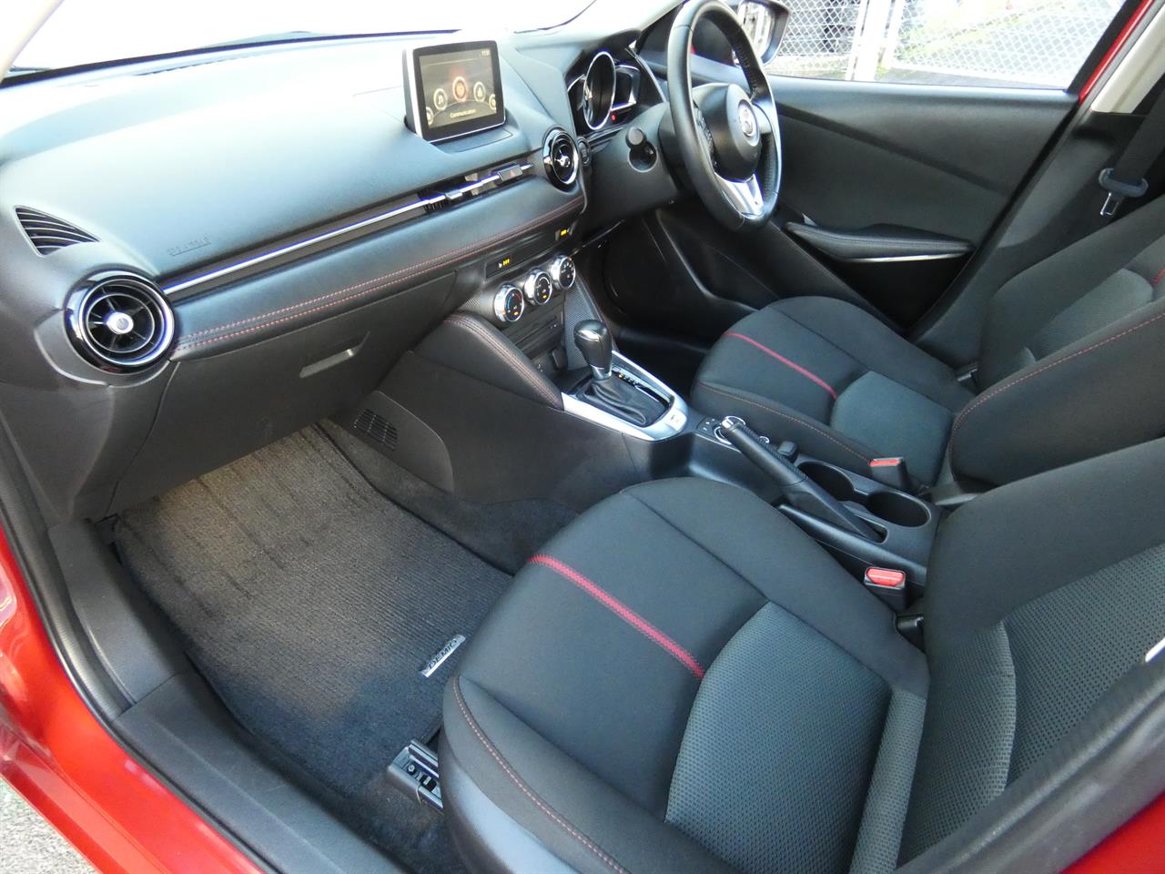 2016 Mazda DEMIO thumbnail