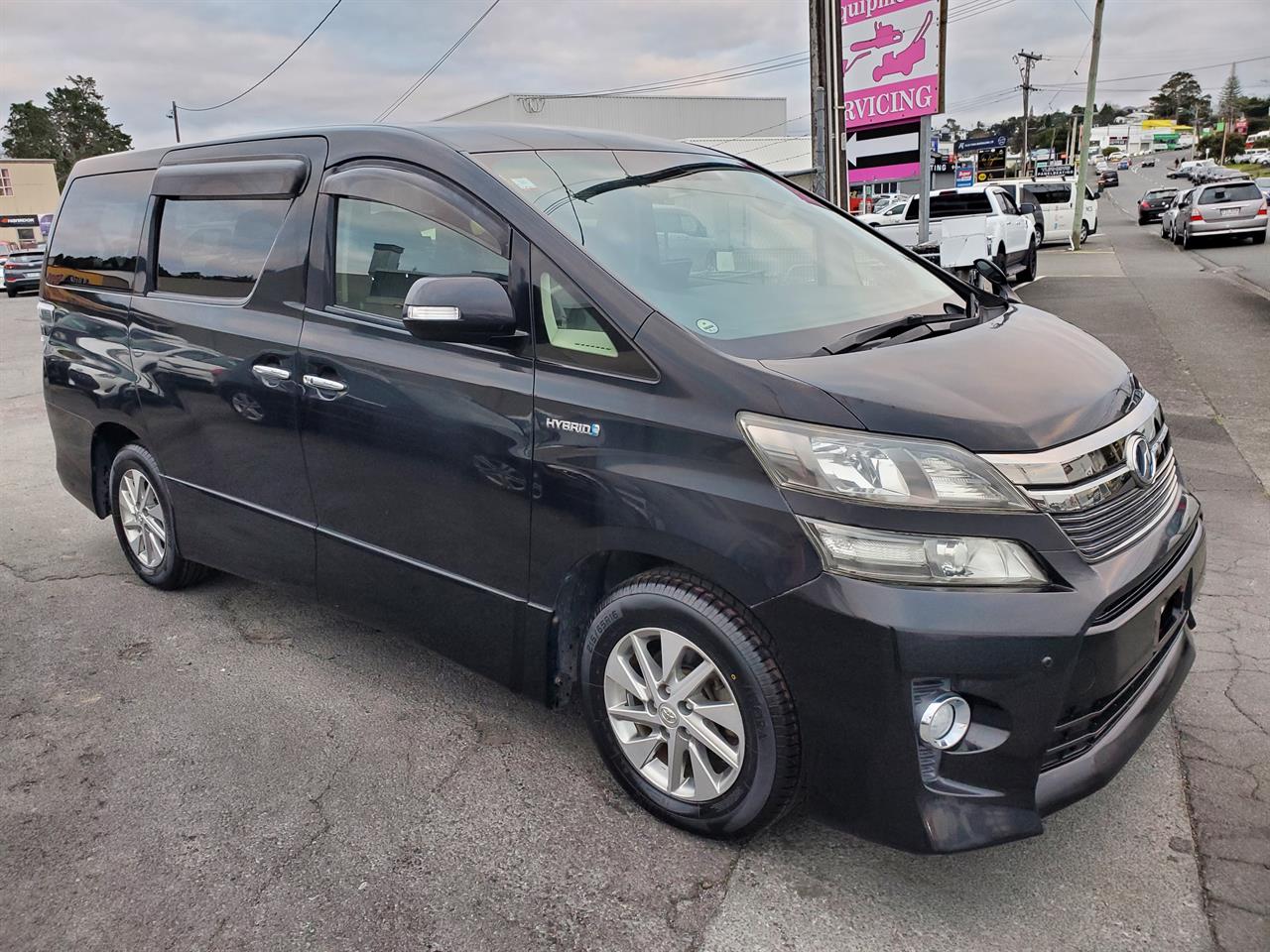 2012 Toyota Vellfire thumbnail