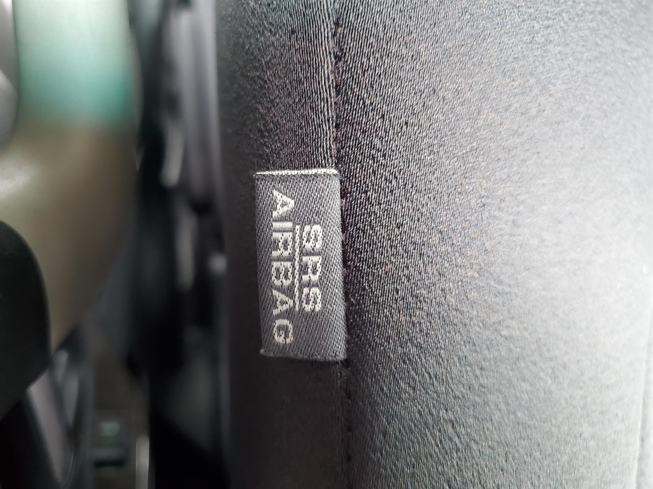 2012 Toyota Vellfire thumbnail