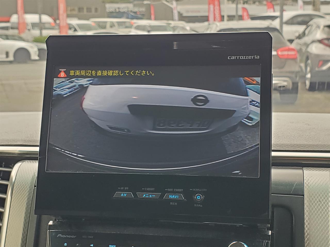 2012 Toyota Vellfire thumbnail