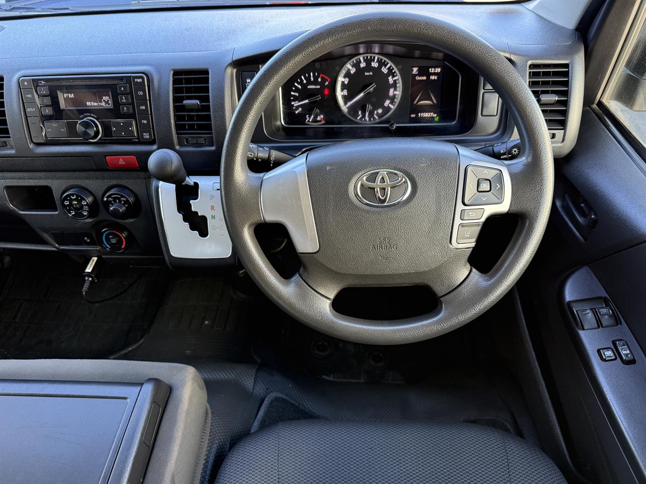 2020 Toyota Hiace thumbnail