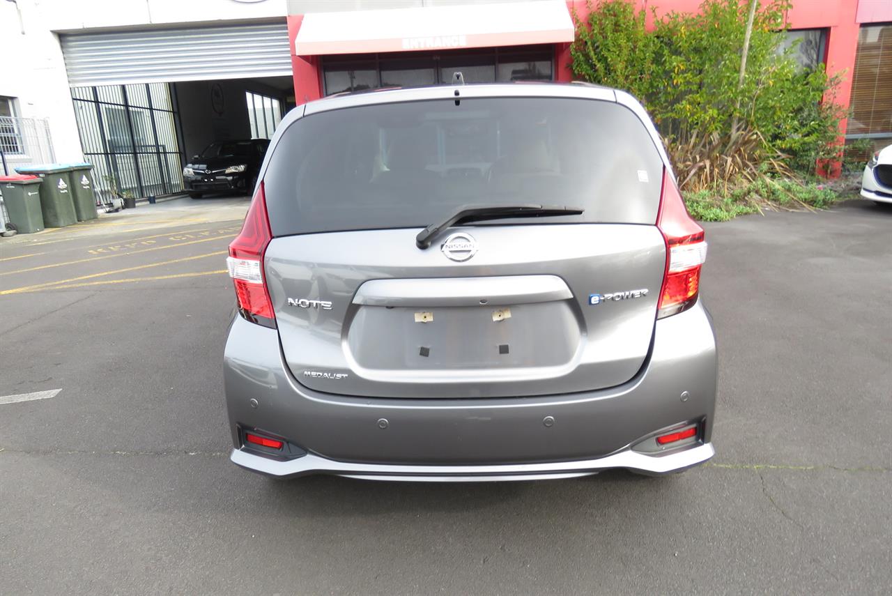2018 Nissan Note thumbnail