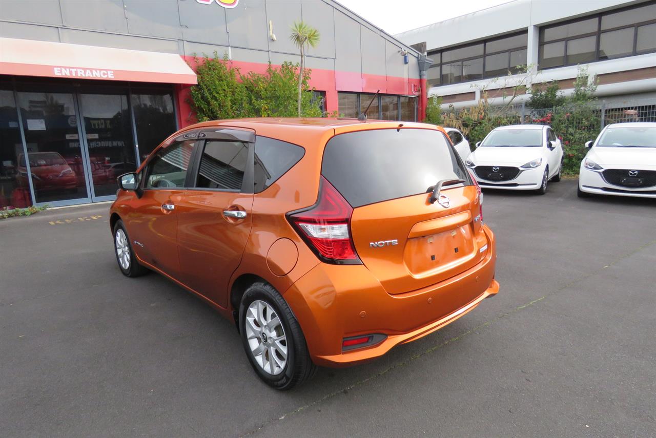 2018 Nissan Note thumbnail