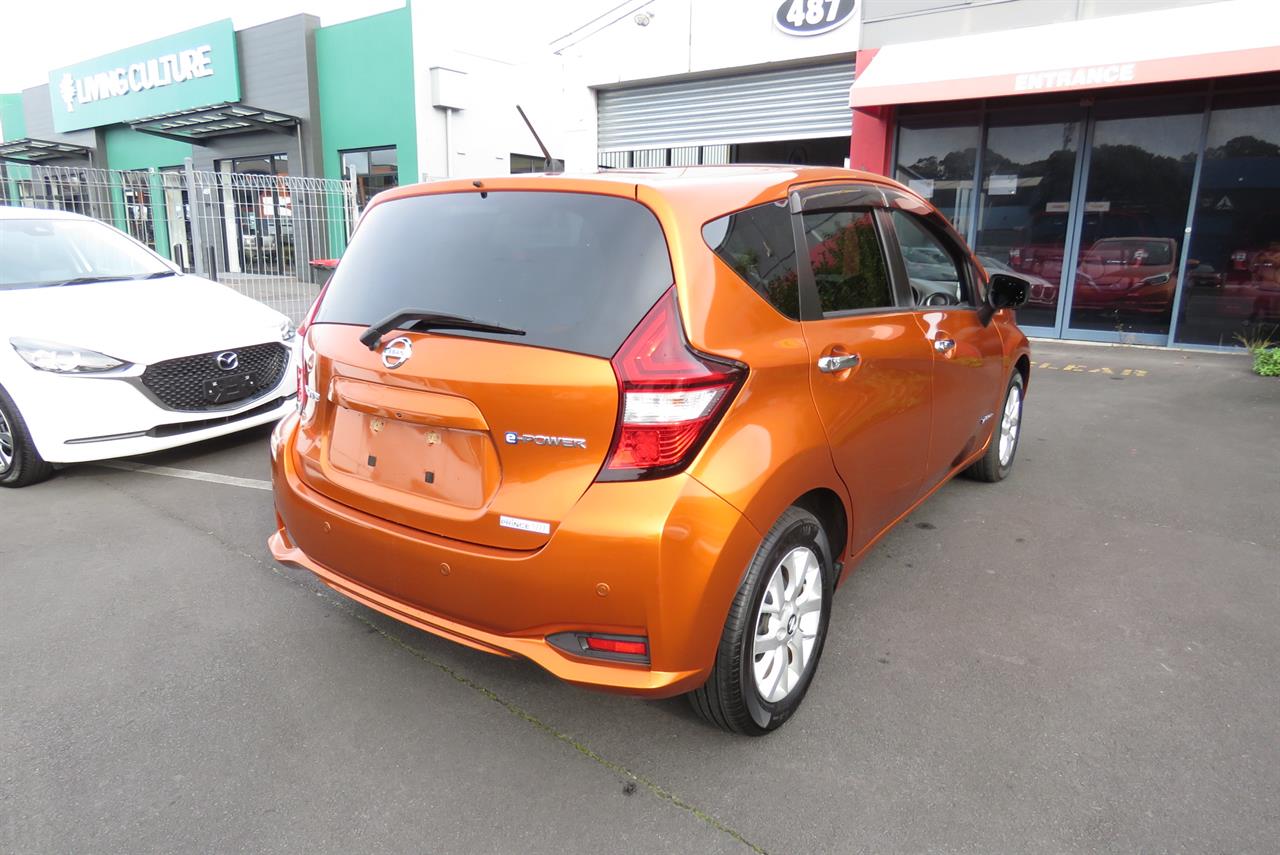2018 Nissan Note thumbnail