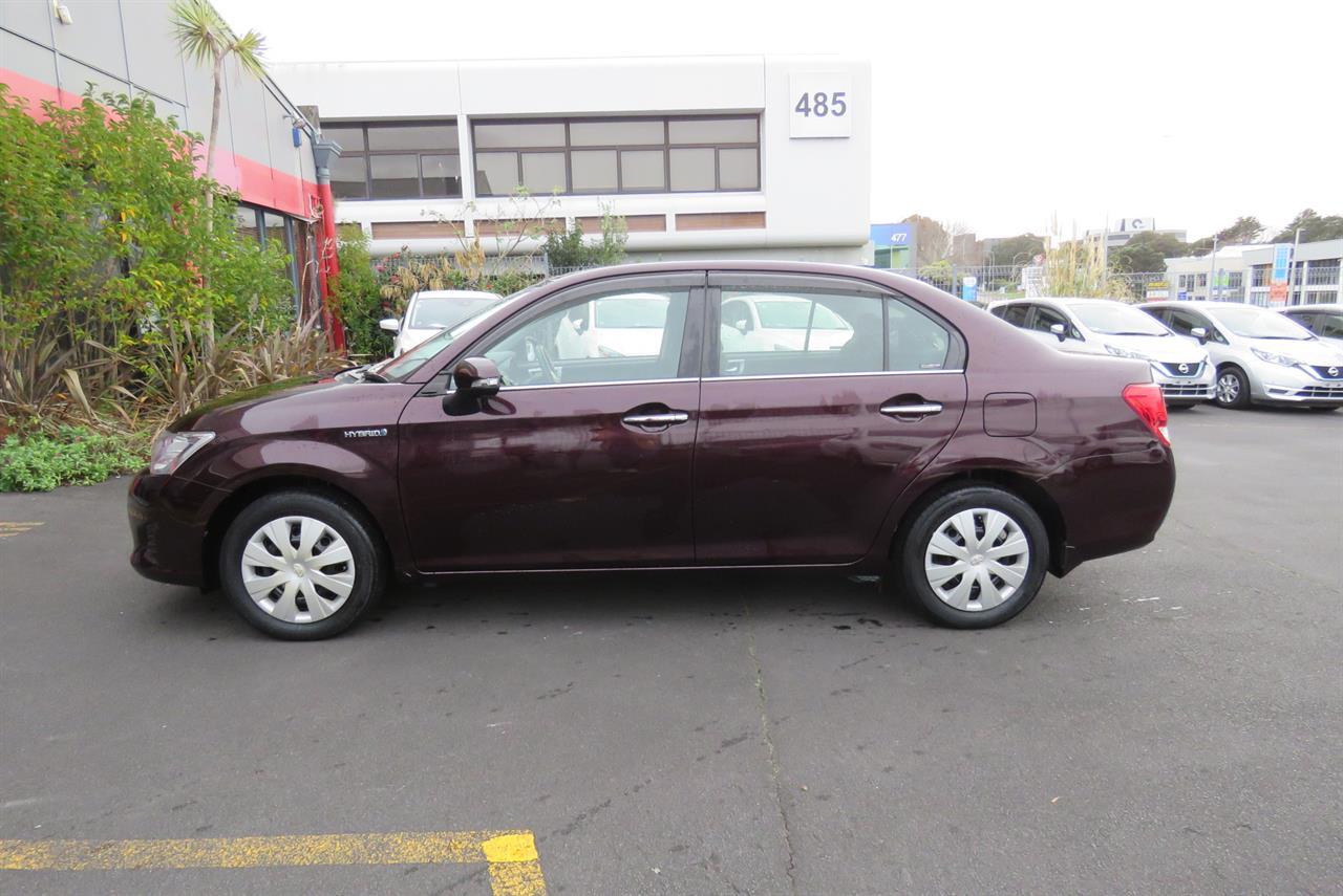 2013 Toyota Corolla thumbnail