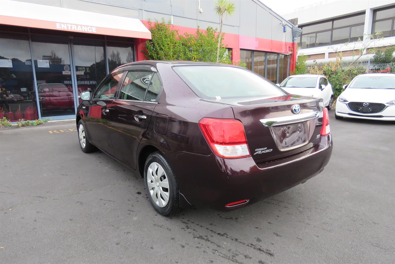 2013 Toyota Corolla thumbnail