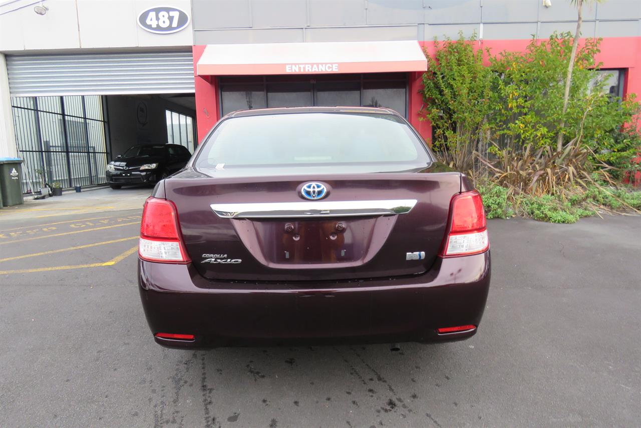2013 Toyota Corolla thumbnail