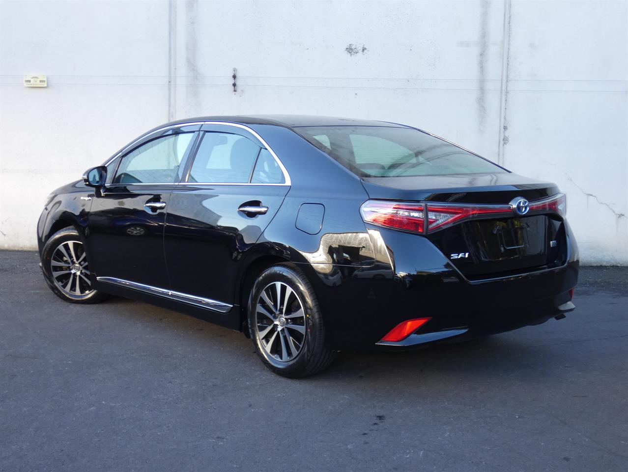 2016 Toyota Sai thumbnail