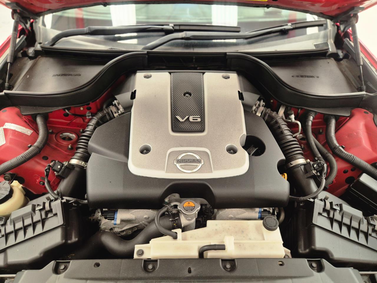 2010 Nissan Skyline thumbnail