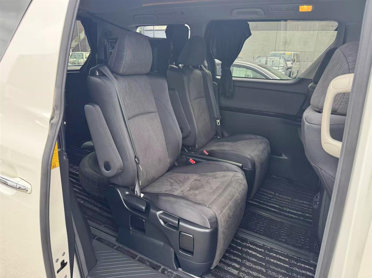 2012 Toyota Vellfire thumbnail