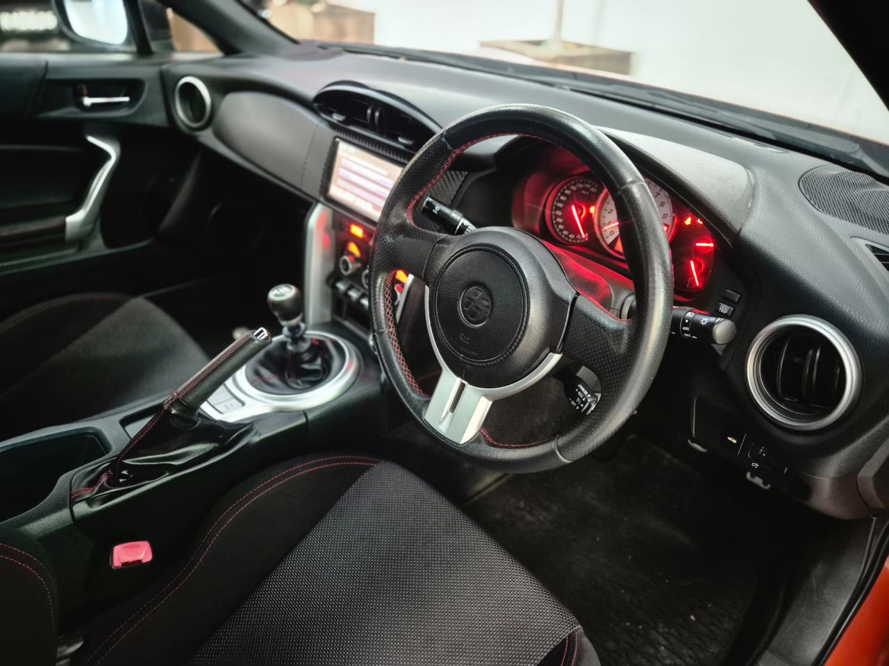 2015 Toyota 86 thumbnail