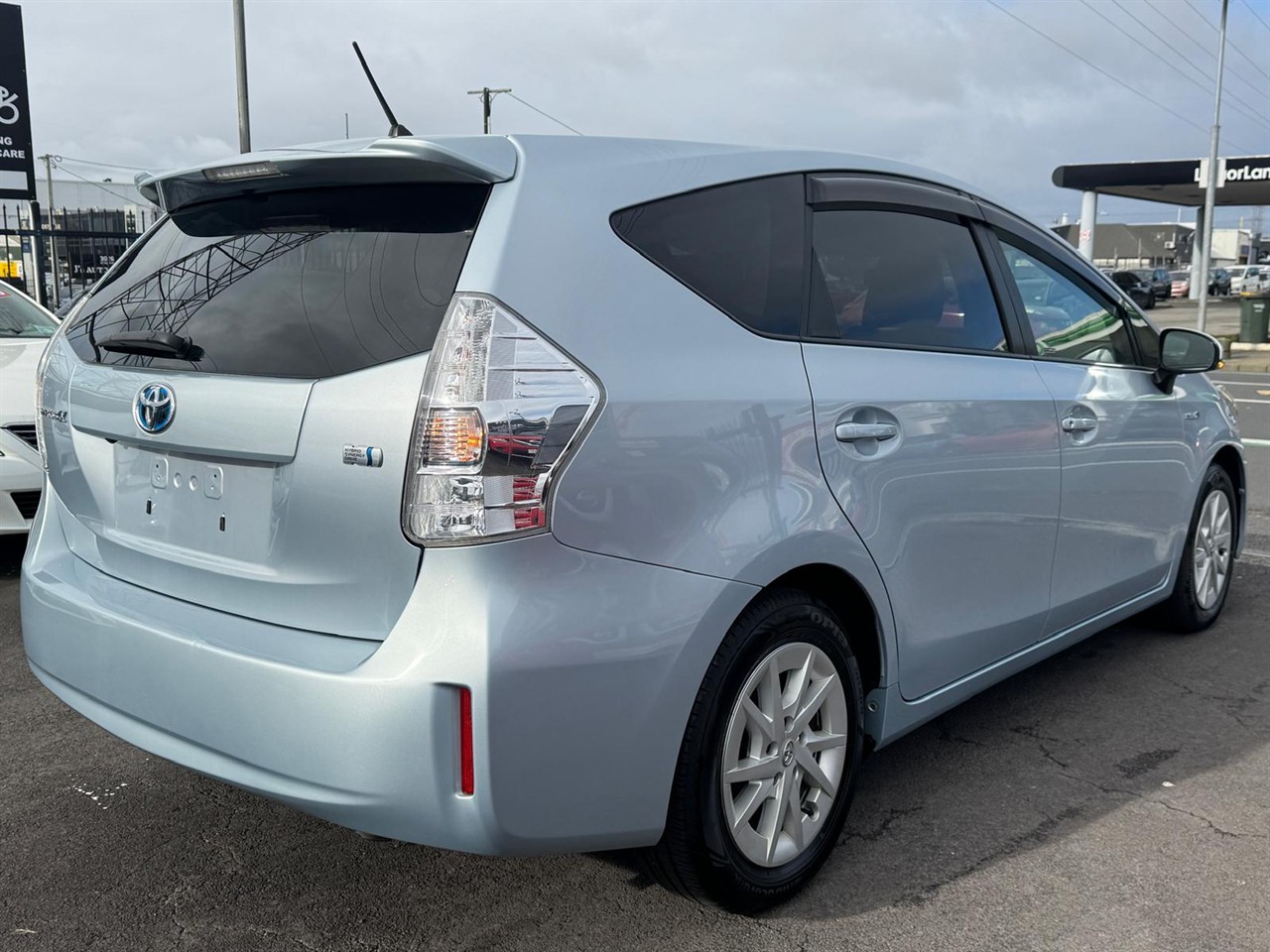 2014 Toyota PRIUS thumbnail