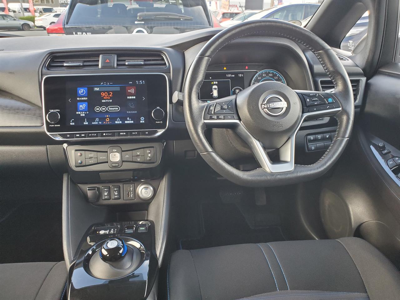 2022 Nissan Leaf thumbnail
