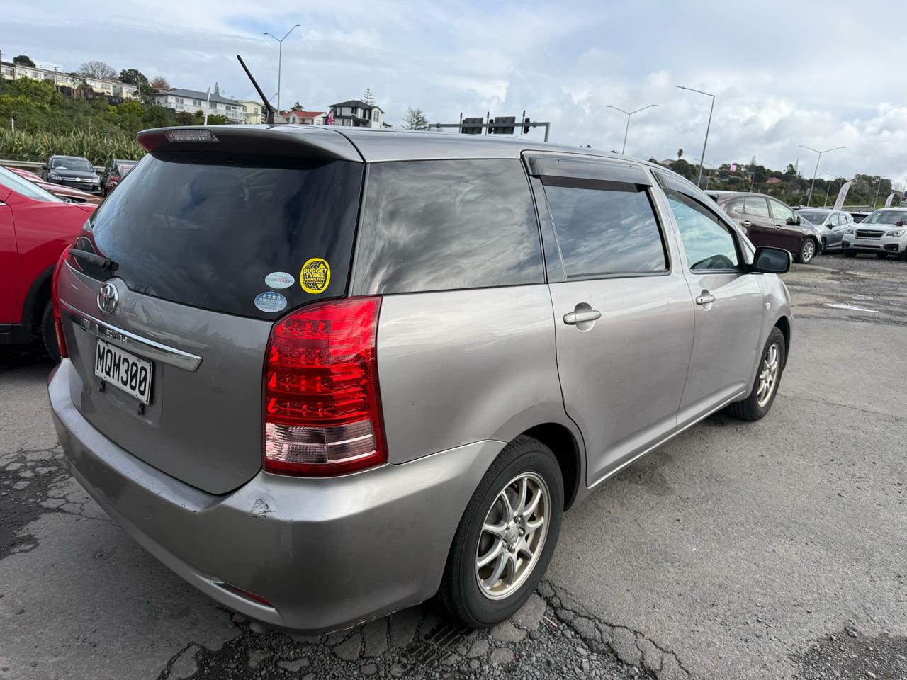 2007 Toyota Wish thumbnail