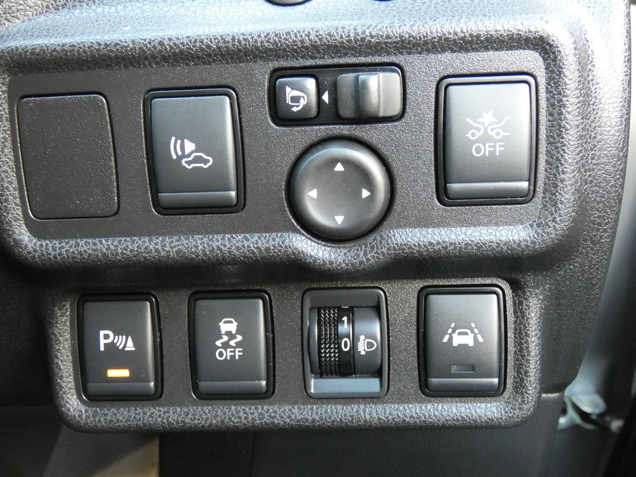 2021 Nissan NOTE thumbnail
