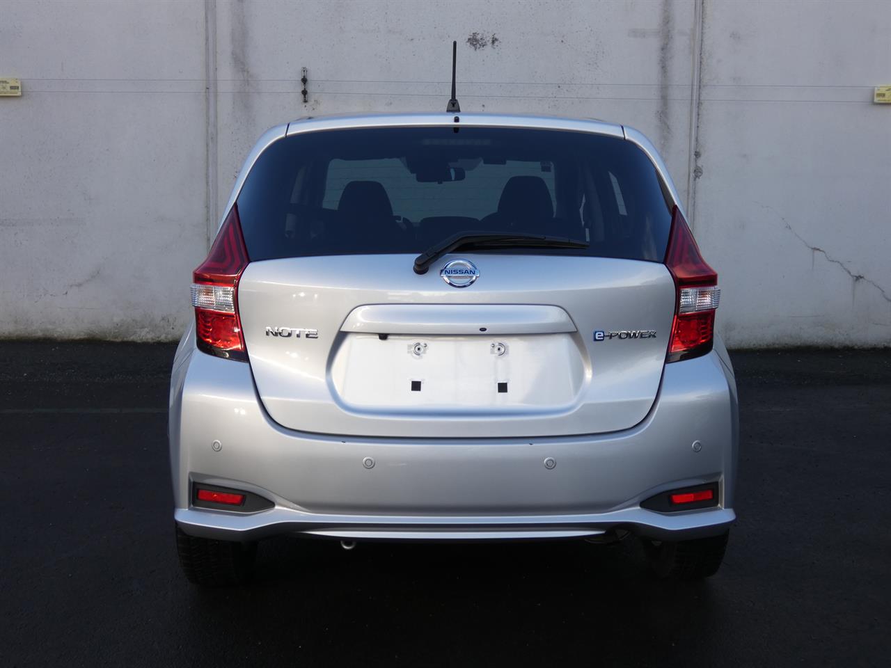 2021 Nissan NOTE thumbnail