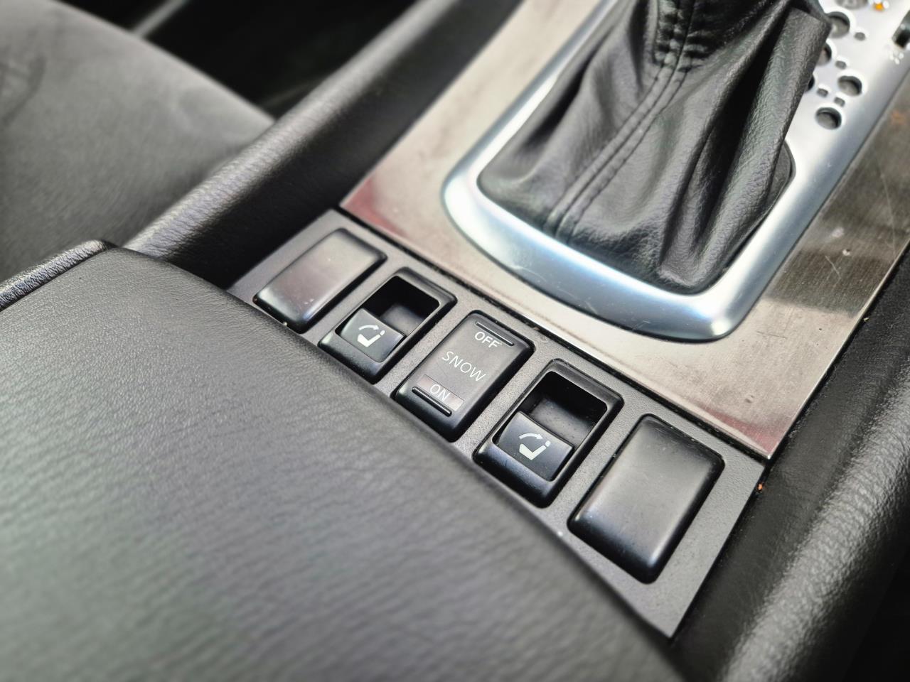 2009 Nissan Skyline thumbnail