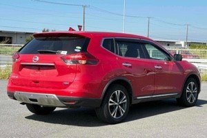 2015 Nissan X-Trail thumbnail