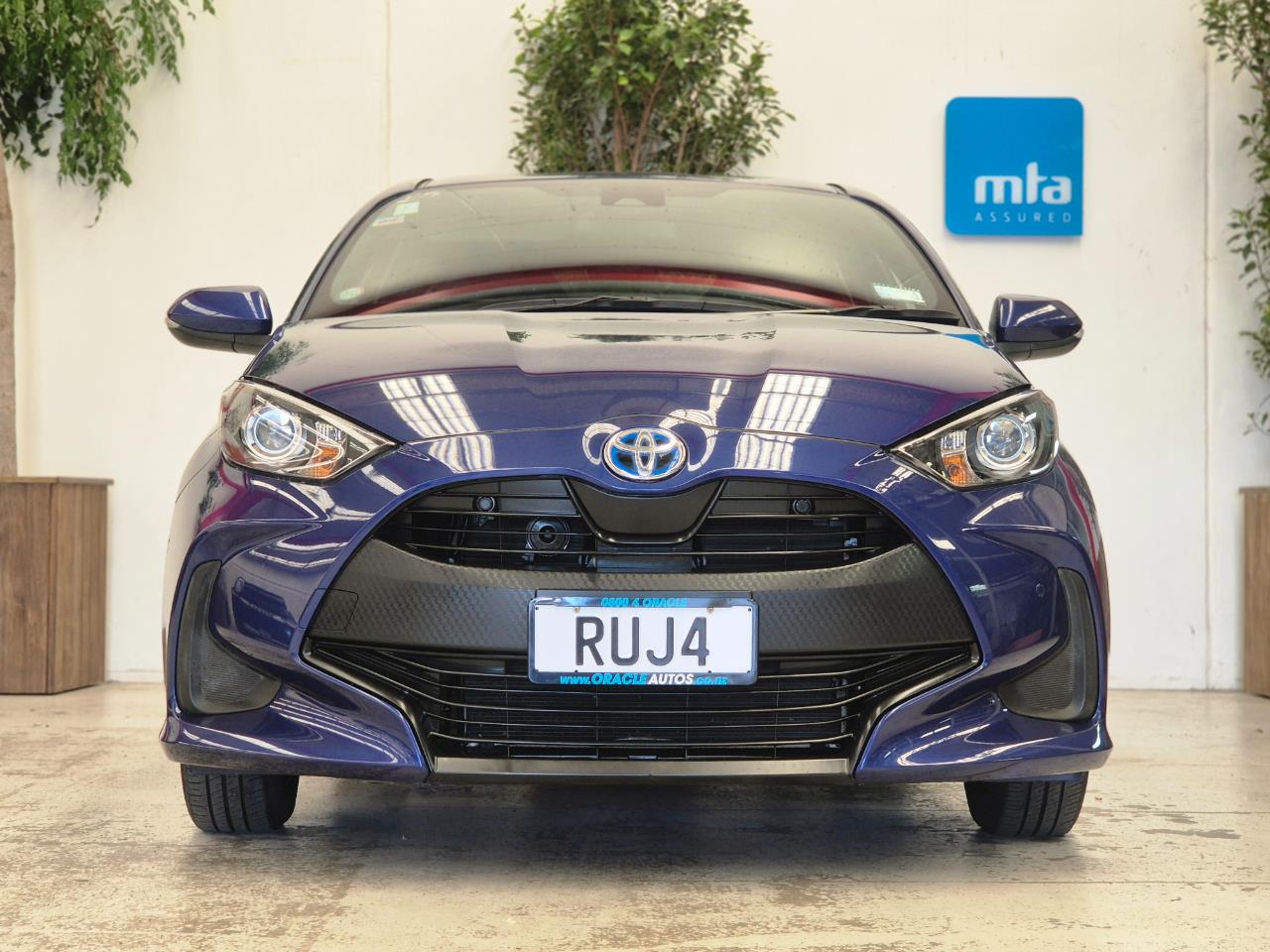 2021 Toyota Yaris thumbnail