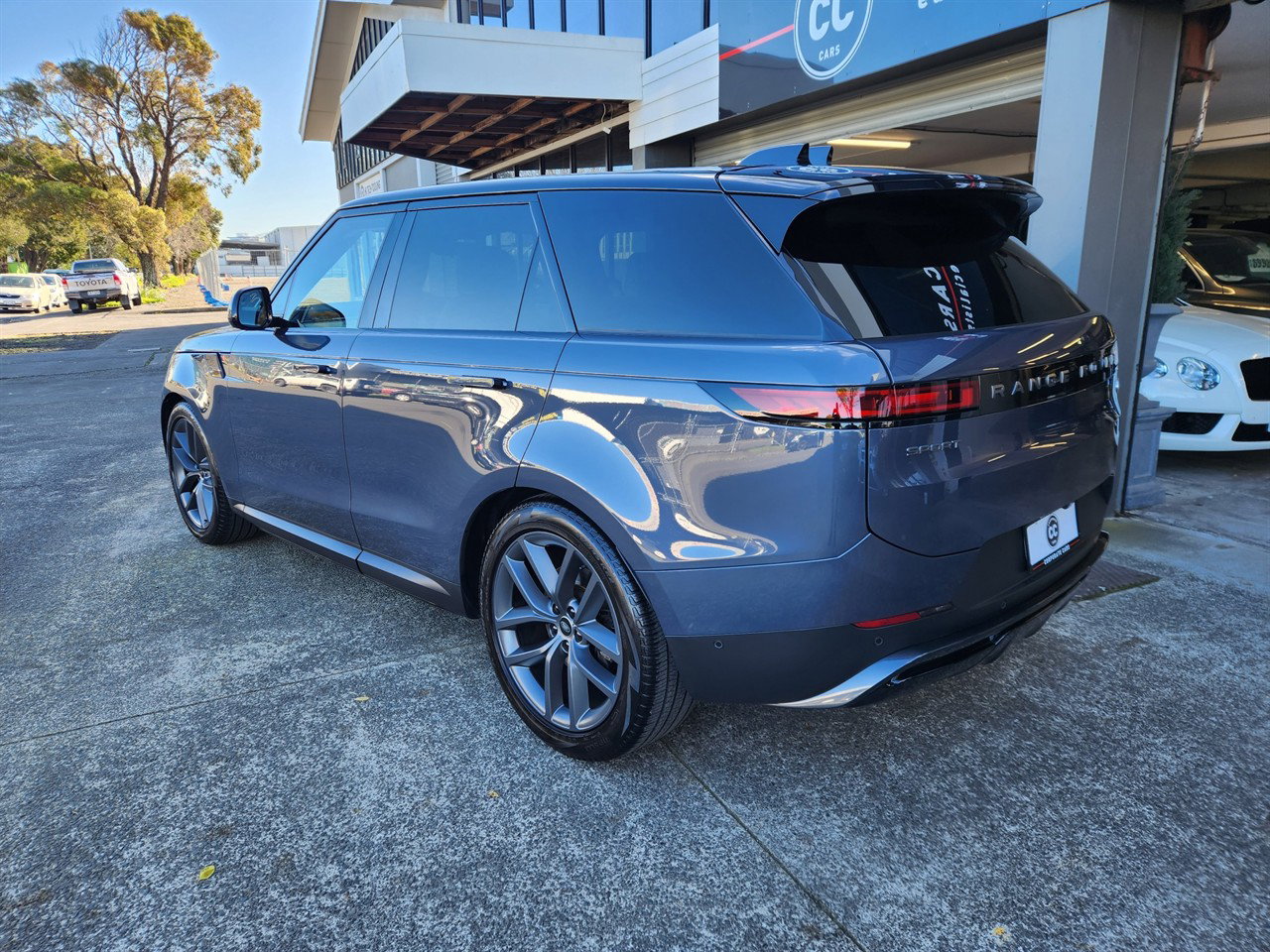 2023 Land Rover Range Rover Sport thumbnail