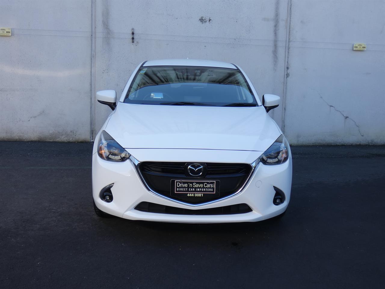 2017 Mazda DEMIO thumbnail