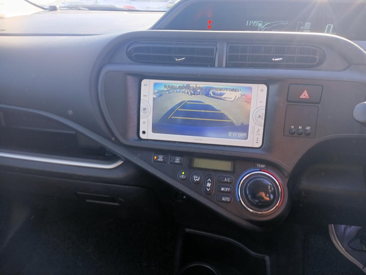 2014 Toyota Aqua thumbnail