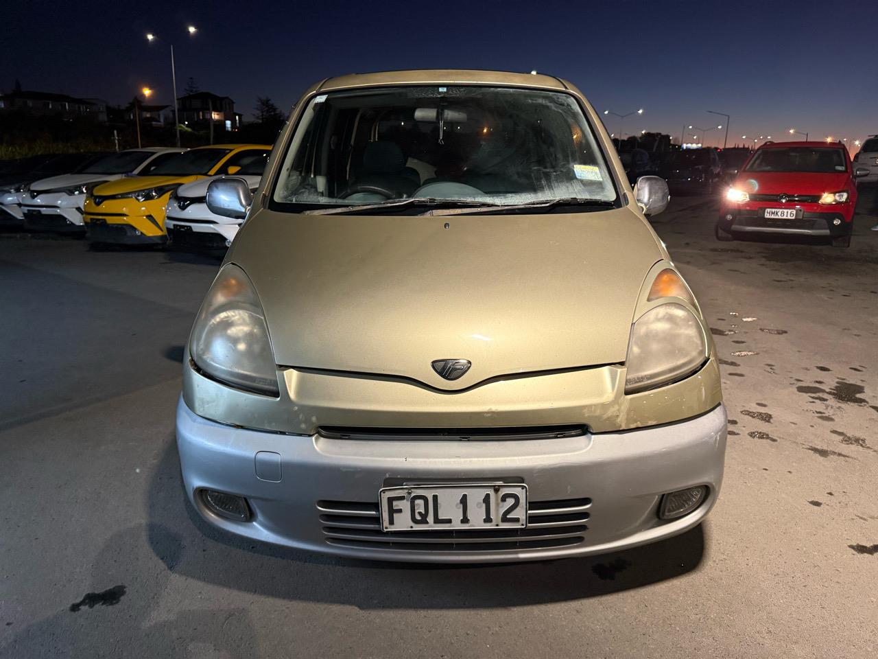2001 Toyota FunCargo thumbnail