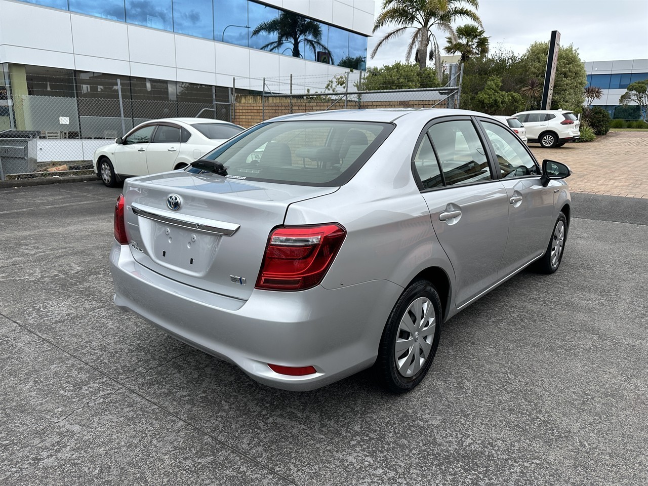 2017 Toyota Corolla thumbnail