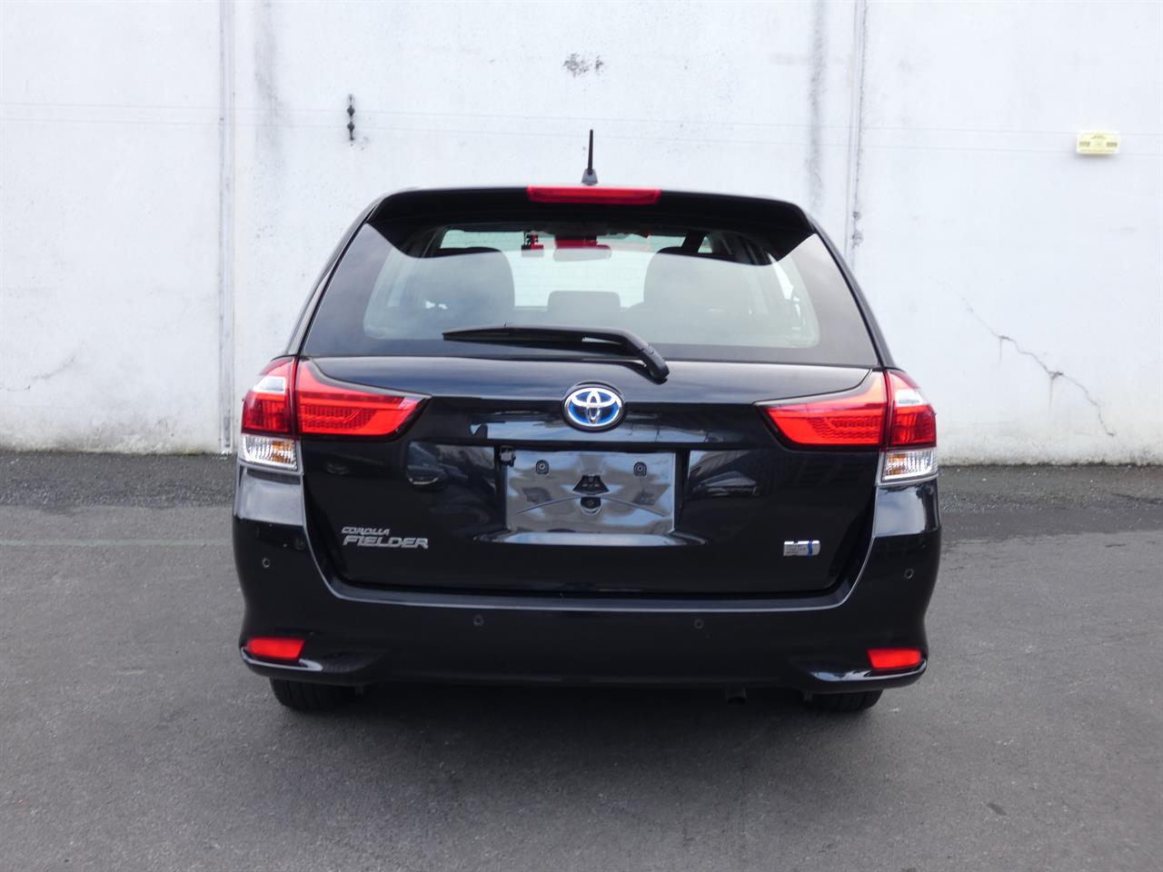 2021 Toyota COROLLA thumbnail