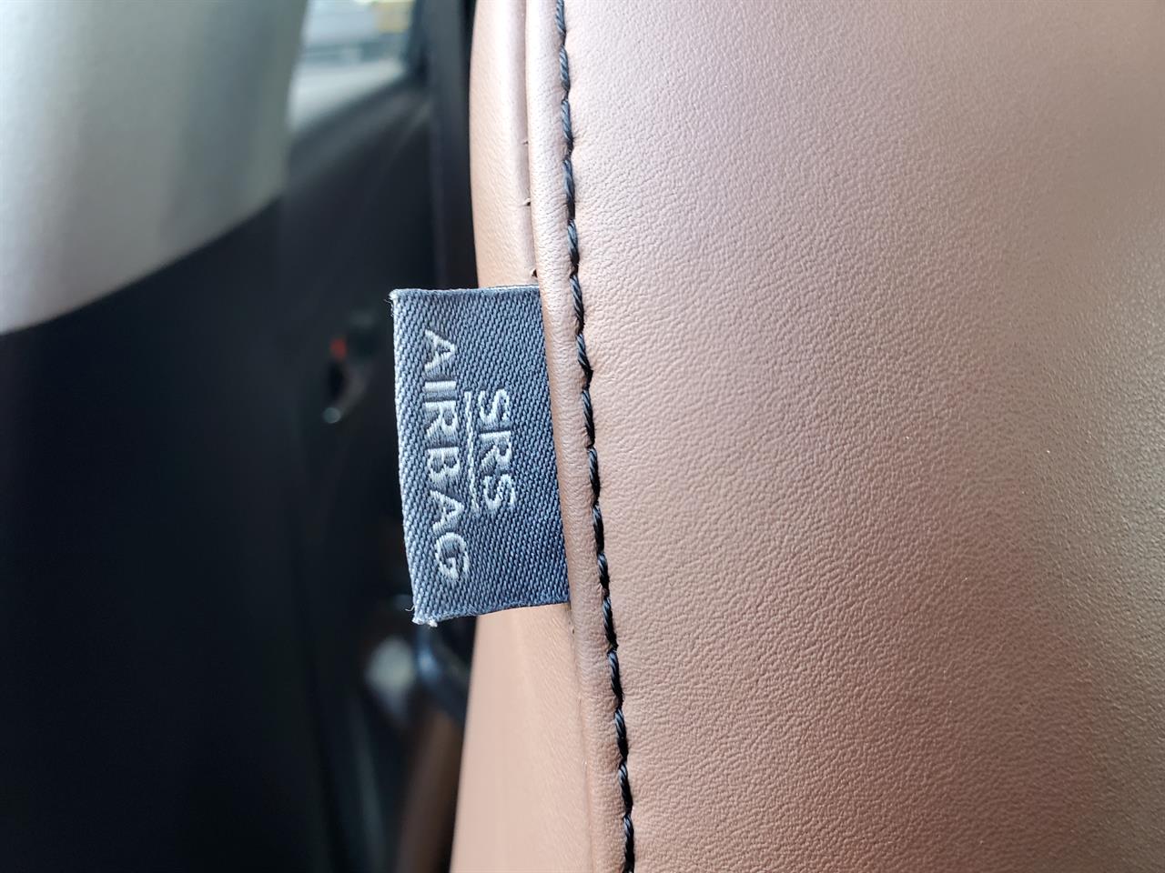 2012 Lexus RX450h thumbnail