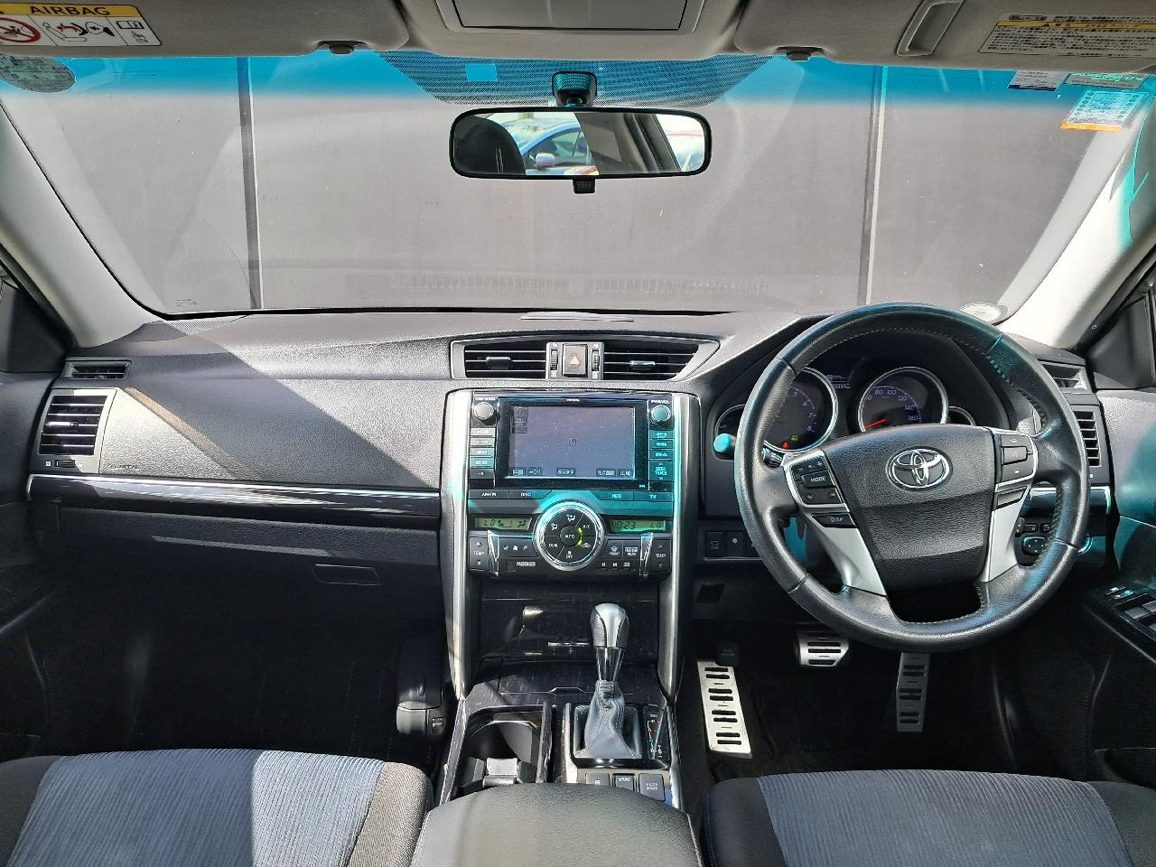 2013 Toyota Mark-X thumbnail