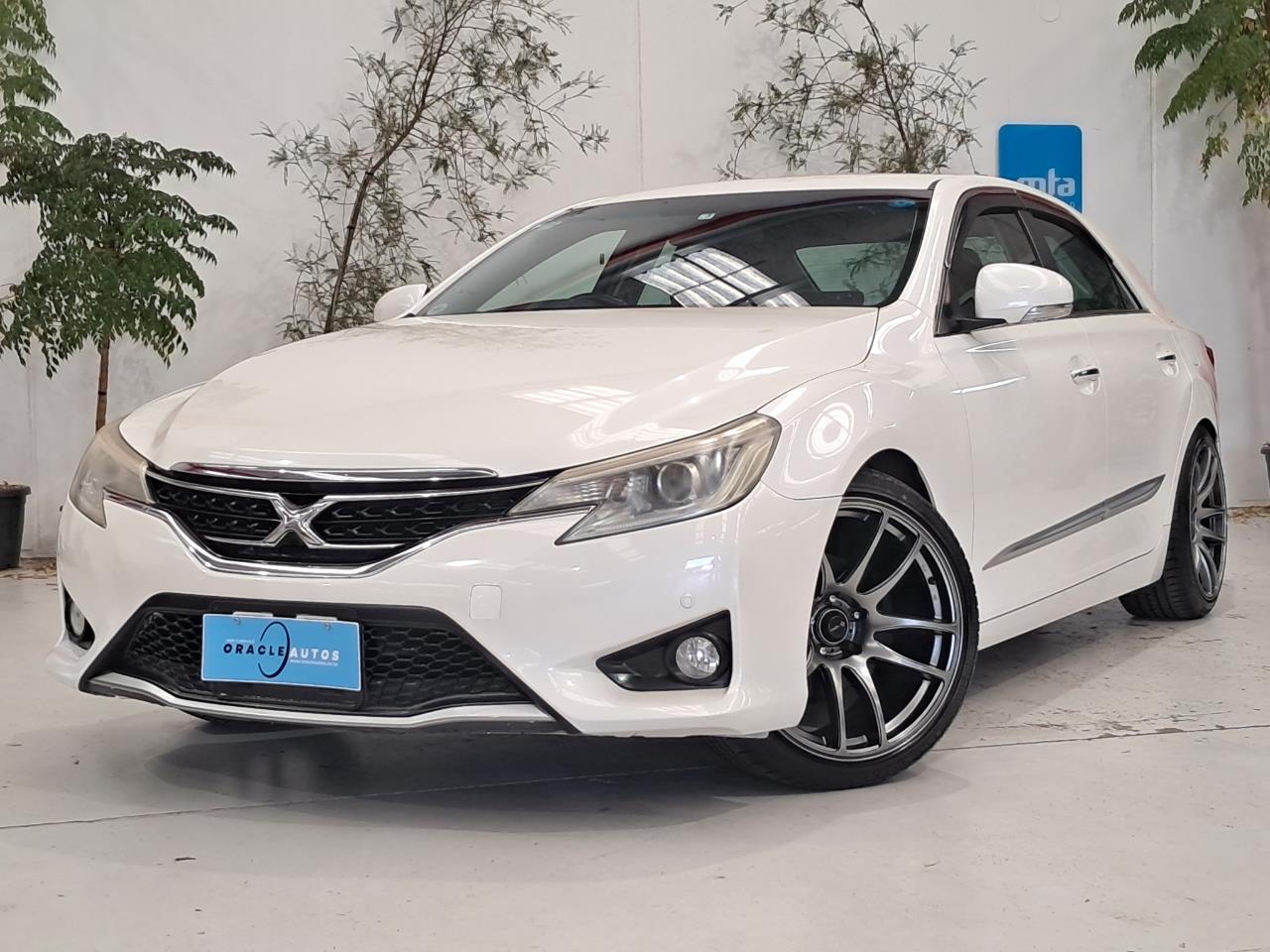 2013 Toyota Mark-X thumbnail