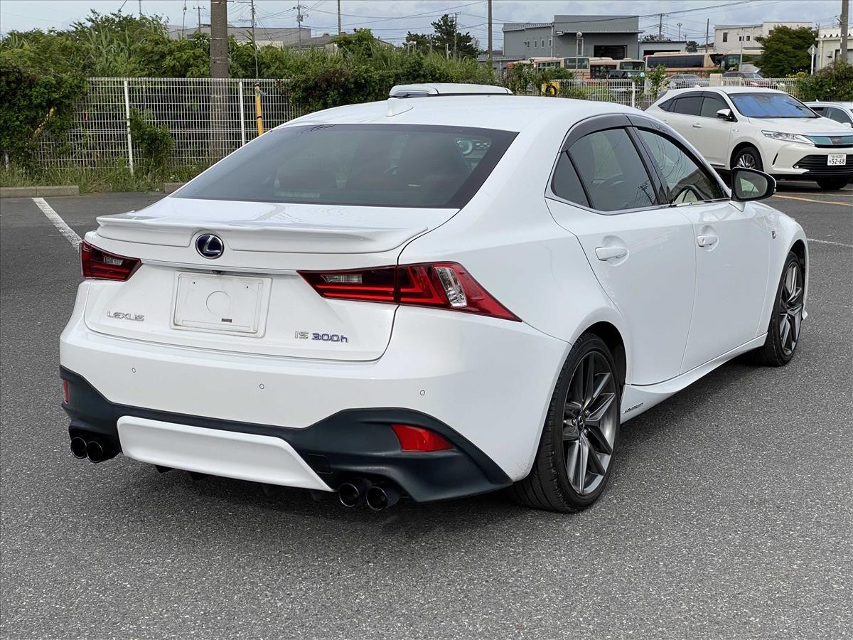 2015 Lexus IS thumbnail