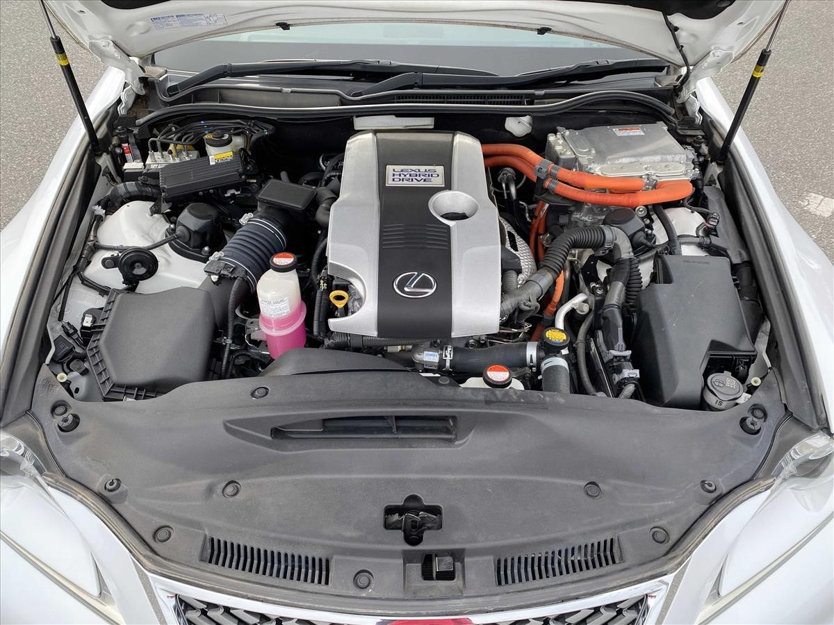 2015 Lexus IS thumbnail