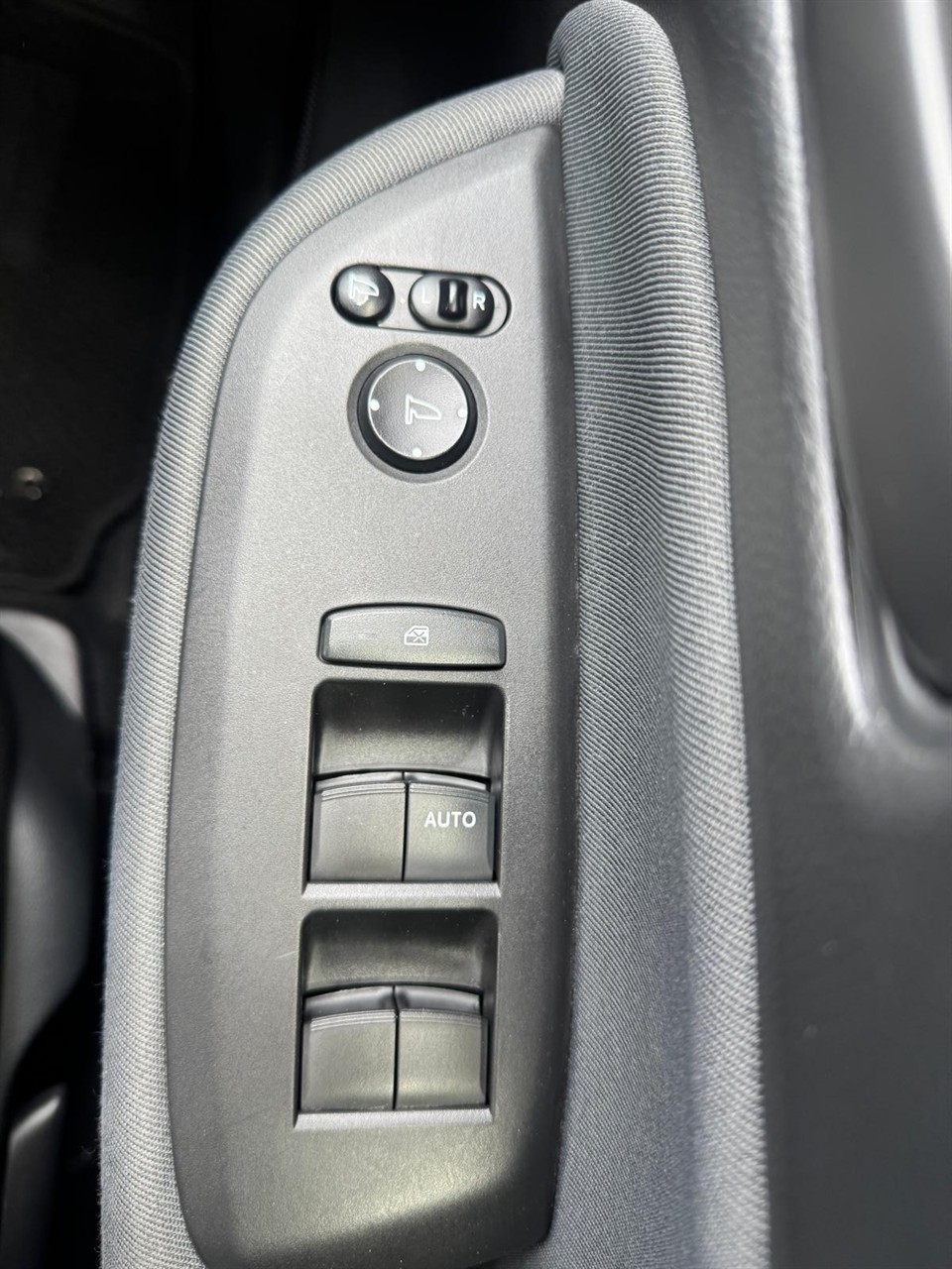 2023 Honda Fit thumbnail