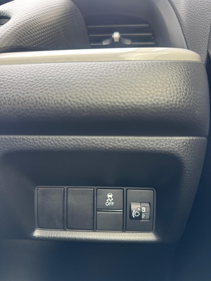 2023 Honda Fit thumbnail